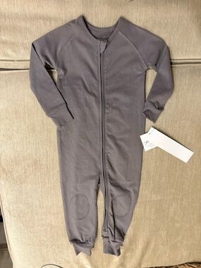 NWT Pehr Essentials Charcoal Zipper Footless Sleeper 12-18